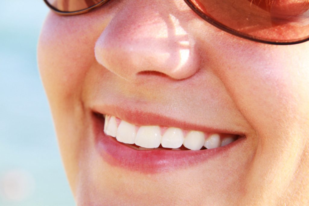 Trois techniques pour réhabiliter son sourire