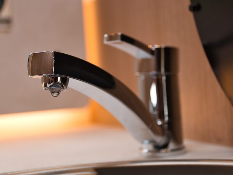 Comment Déboucher Efficacement une Canalisation ? - Les Meilleures Solutions Expliquées