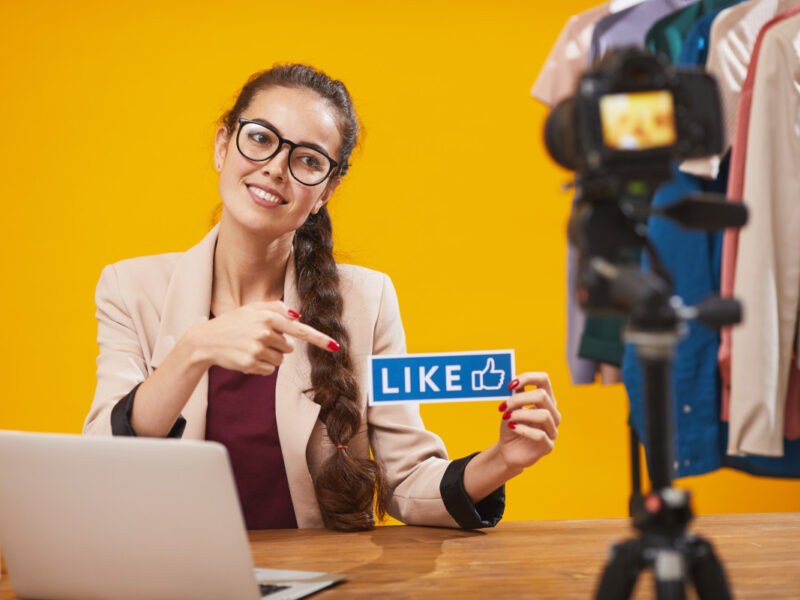L'impact des médias sociaux sur la psychologie des investisseurs en bourse